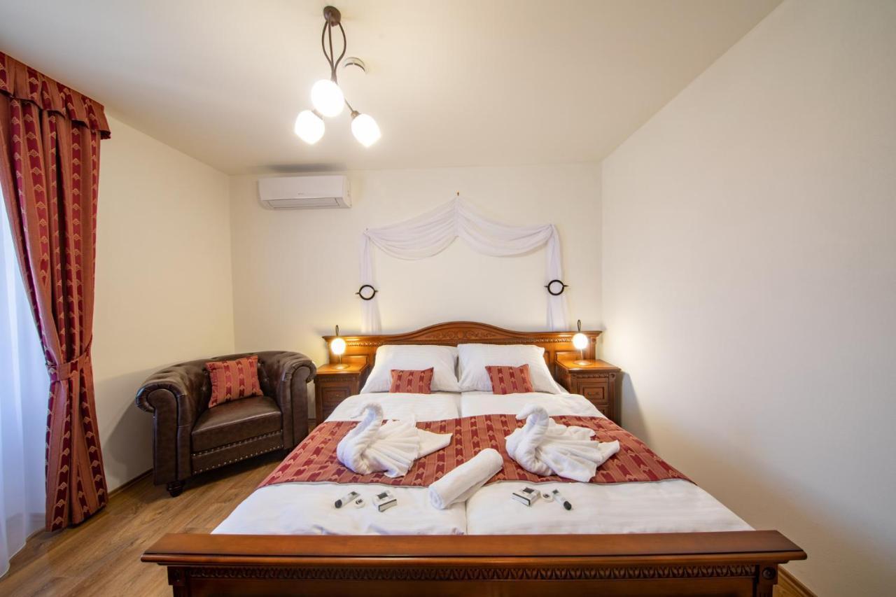 Borovany  Residence Safari Resort - Chateau מראה חיצוני תמונה