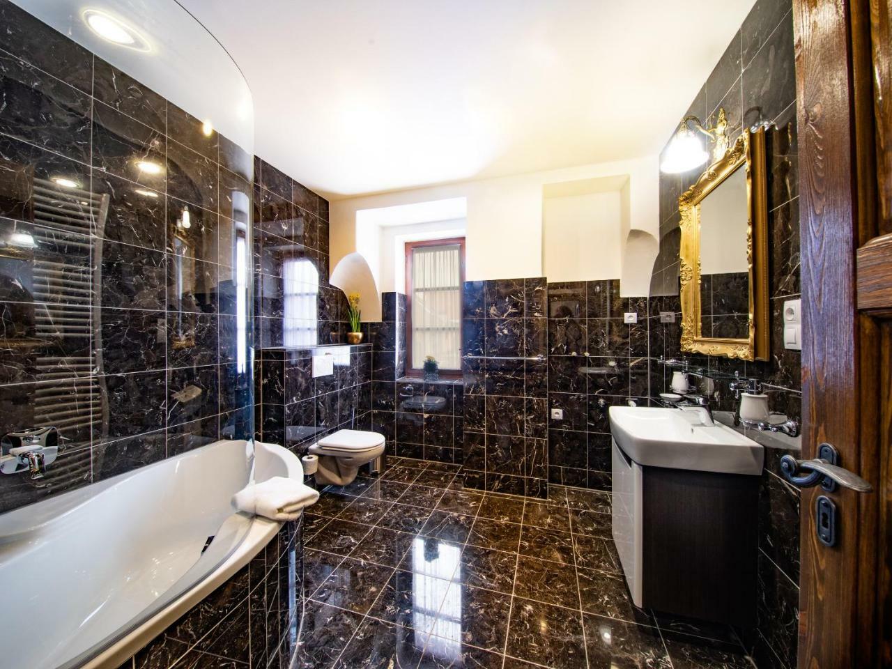 Borovany  Residence Safari Resort - Chateau מראה חיצוני תמונה