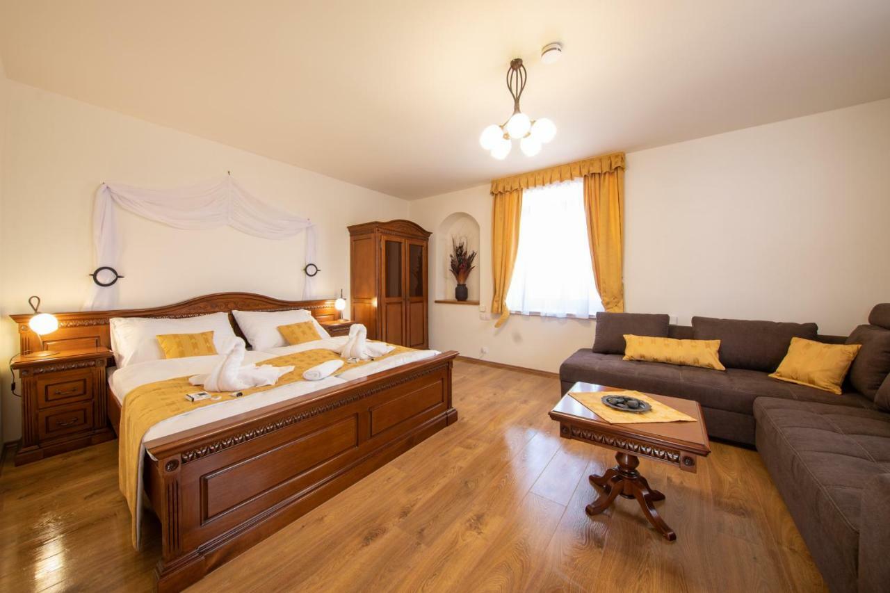 Borovany  Residence Safari Resort - Chateau מראה חיצוני תמונה