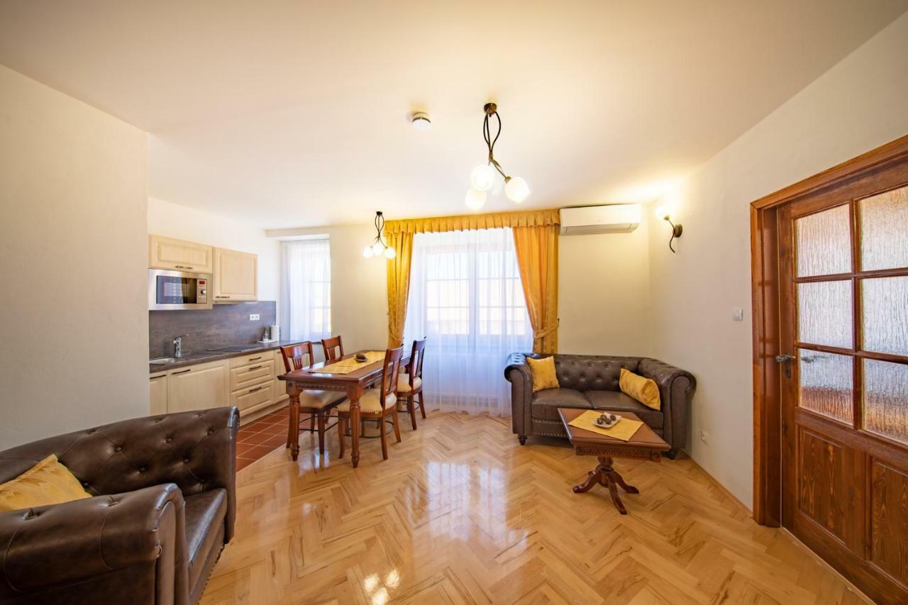 Borovany  Residence Safari Resort - Chateau מראה חיצוני תמונה