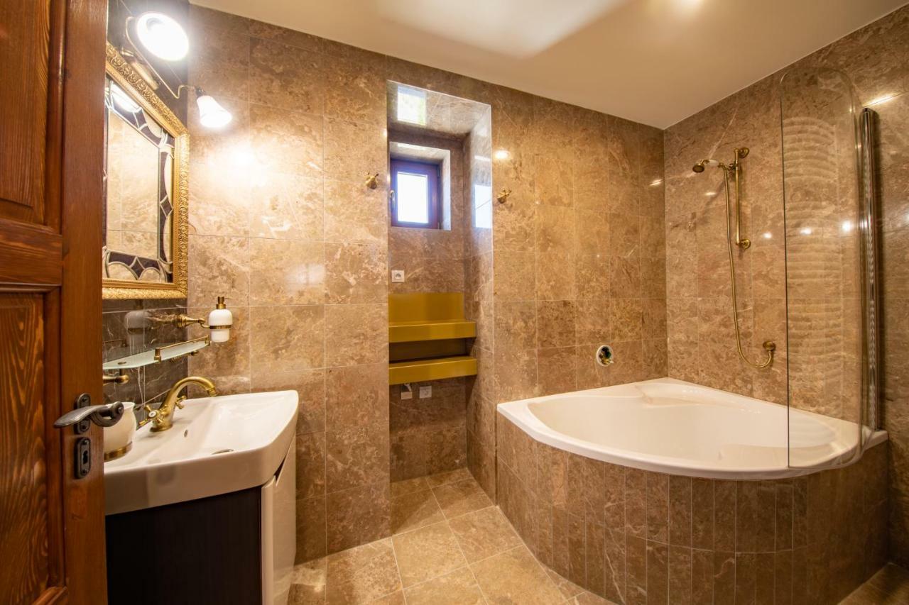 Borovany  Residence Safari Resort - Chateau מראה חיצוני תמונה