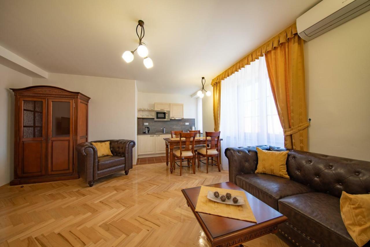 Borovany  Residence Safari Resort - Chateau מראה חיצוני תמונה