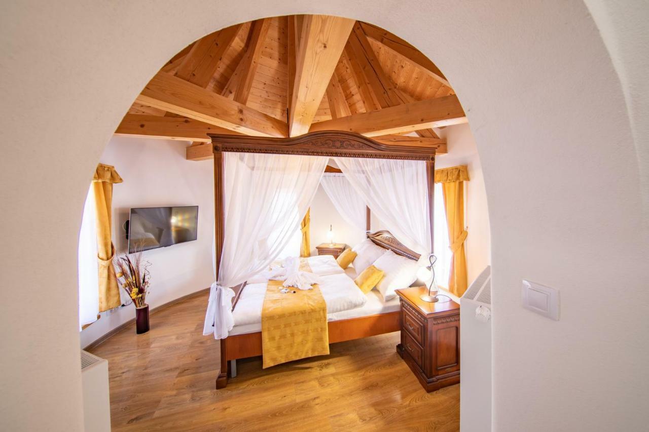 Borovany  Residence Safari Resort - Chateau מראה חיצוני תמונה
